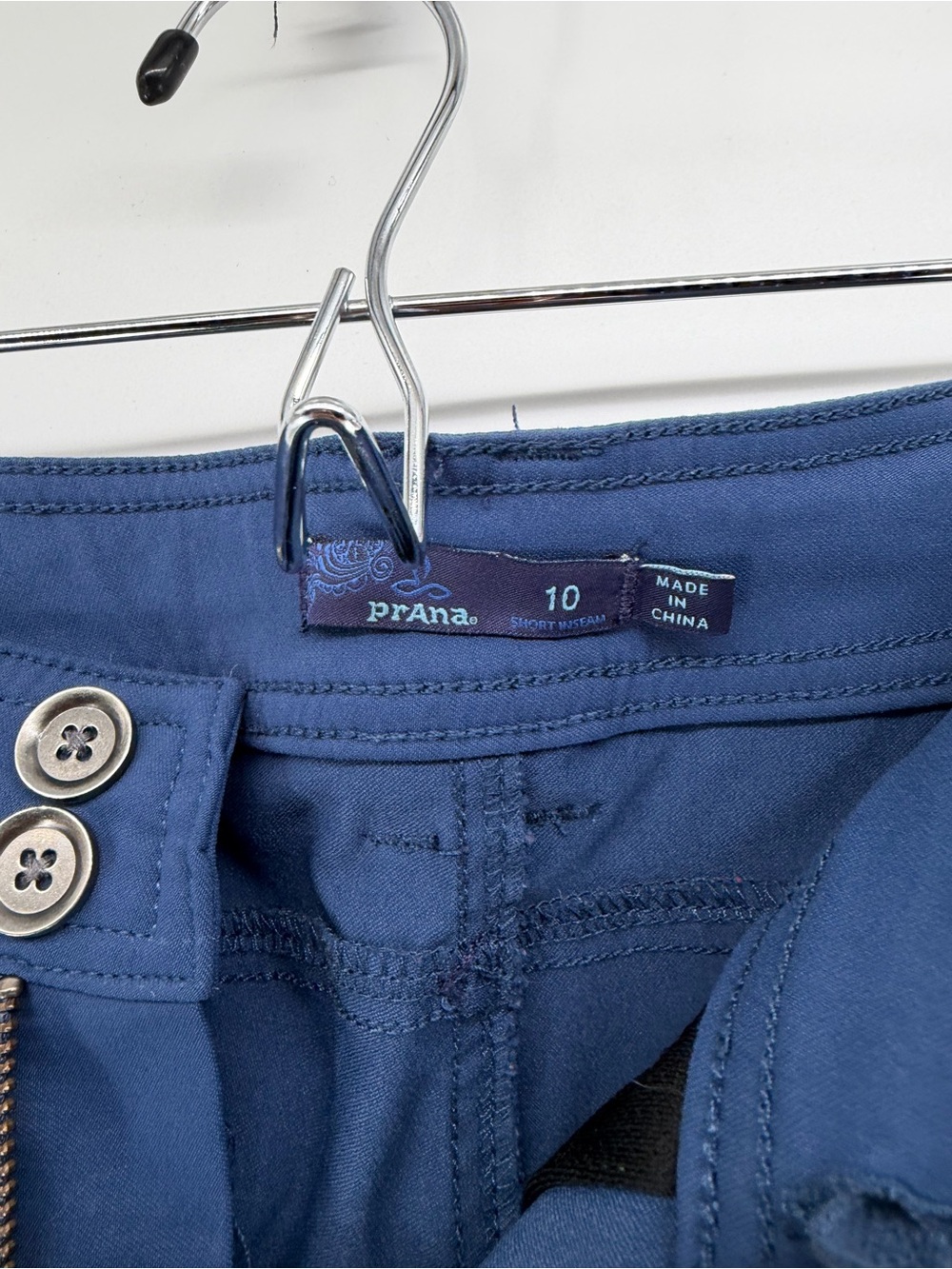 Prana Halle Hiking Pants Blue Straight Leg Roll Up Stretch Zion Size 10 Short - Picture 4 of 6